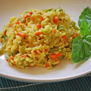 Рис с овощами и кари